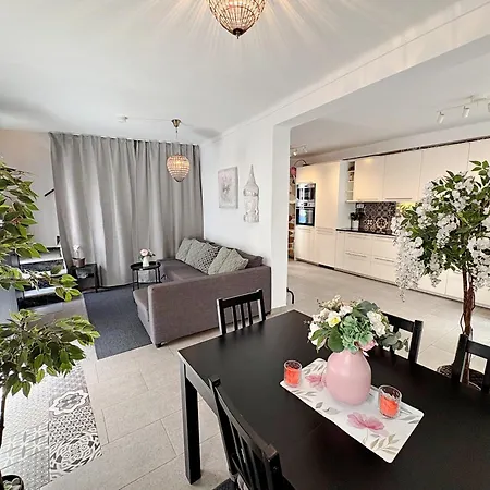 Ap290 - Casa Olivia Semesterbostad *
